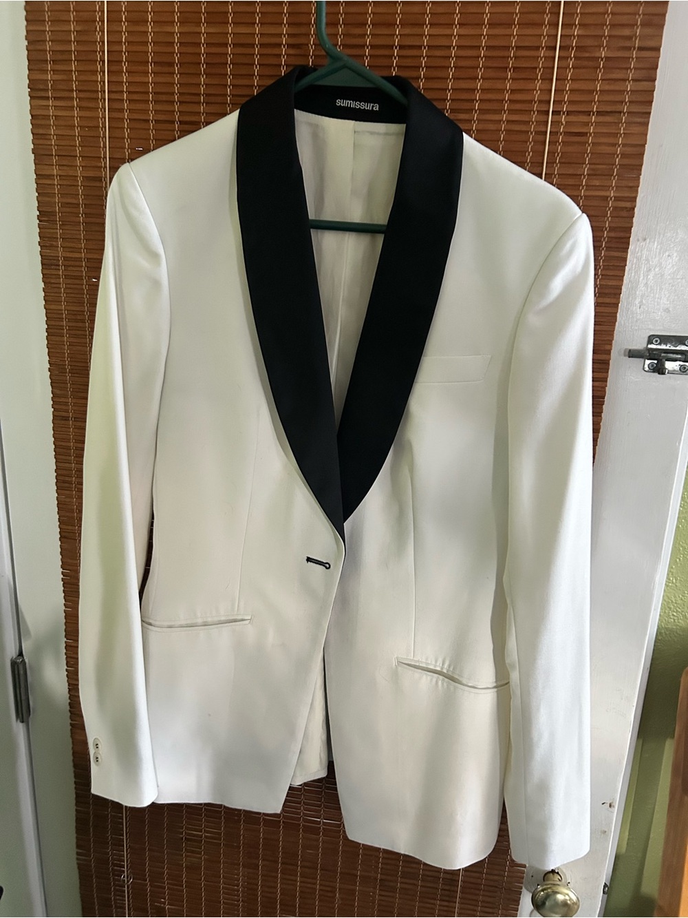 Sumissura White Tuxedo Blazer with Black Shawl Lapel